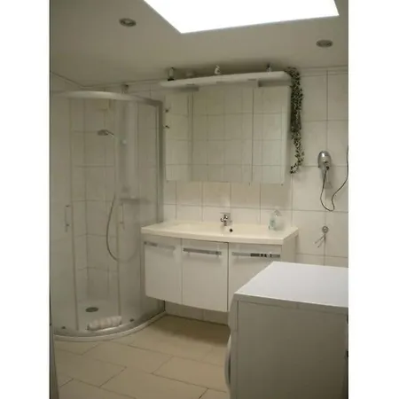 North Sea Dike Modern Retreat Feriehus